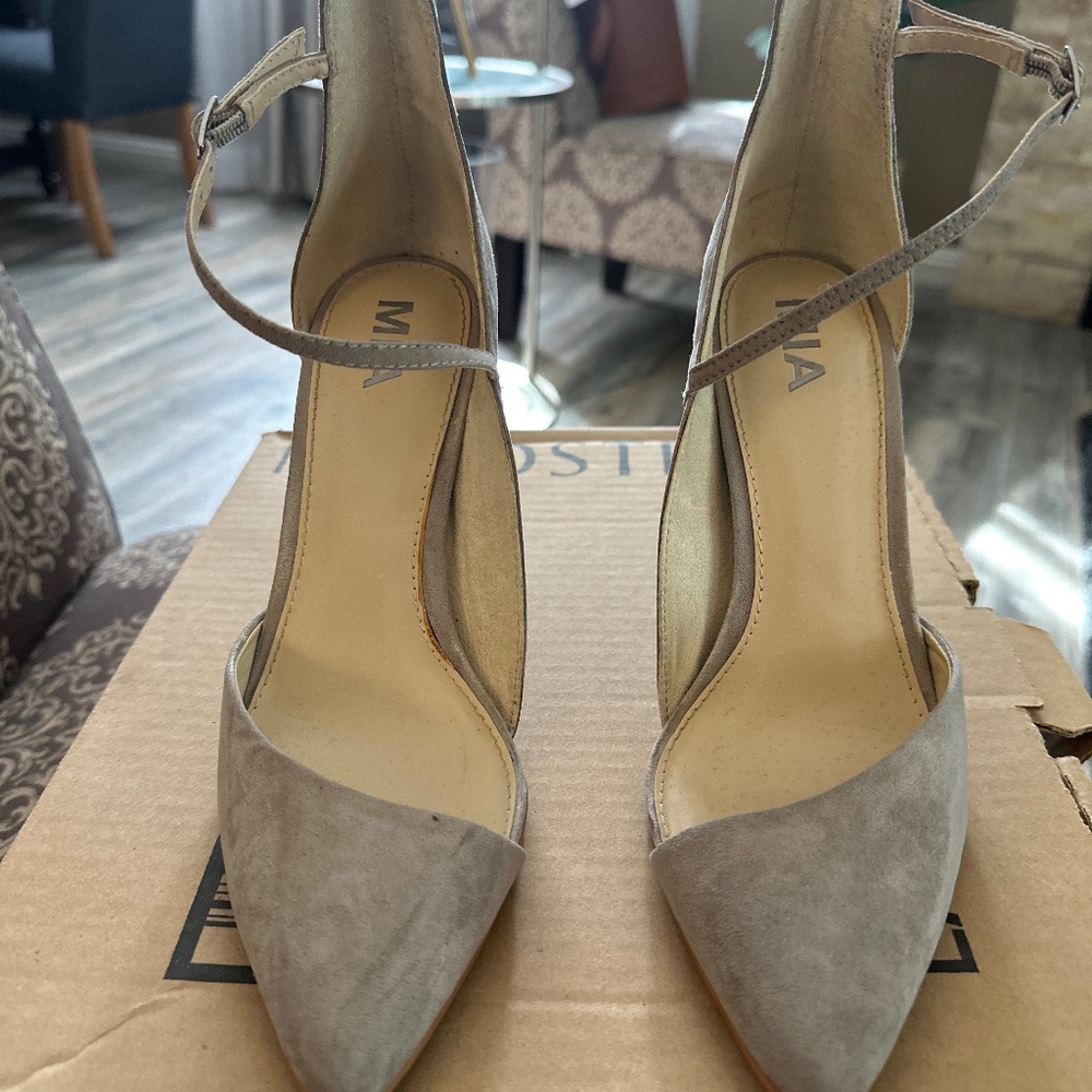 Women shoes